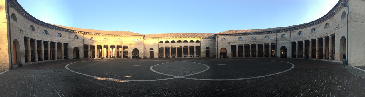Al Foro Annonario Bed & Breakfast Senigallia Luaran gambar